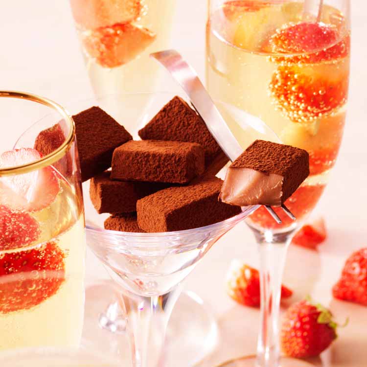 ロイズの『生チョコレート[ストロベリーシャンパン]』