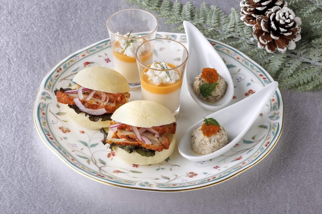 JRタワーホテル日航札幌のレストランフェア『Snow & Sparkle』-スノー＆スパークル アフタヌーンティーセット(2段目セイボリープレート)