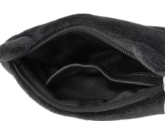 ニトリ デコホームの『ガジェットケース(デコネコDH02 ブラック)』