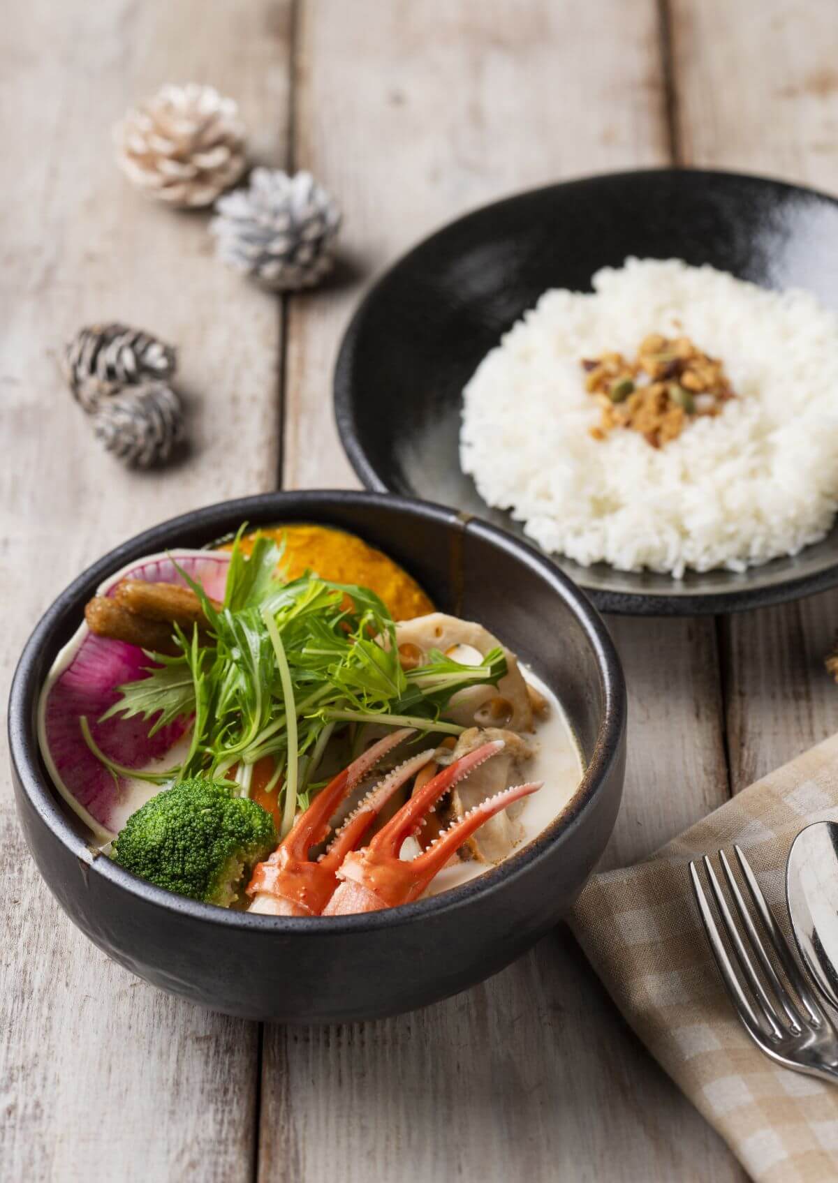 白い恋人パークのクリスマスイベント『白い恋人パーク ホワイトクリスマス~30th Anniversary~』-白いスープカレー ~紅ズワイガニと猿払産ホタテ~