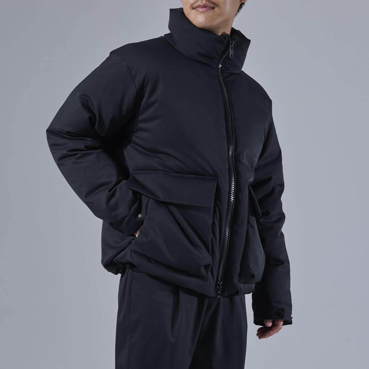 “黒×高機能”アパレル「Macqlo」