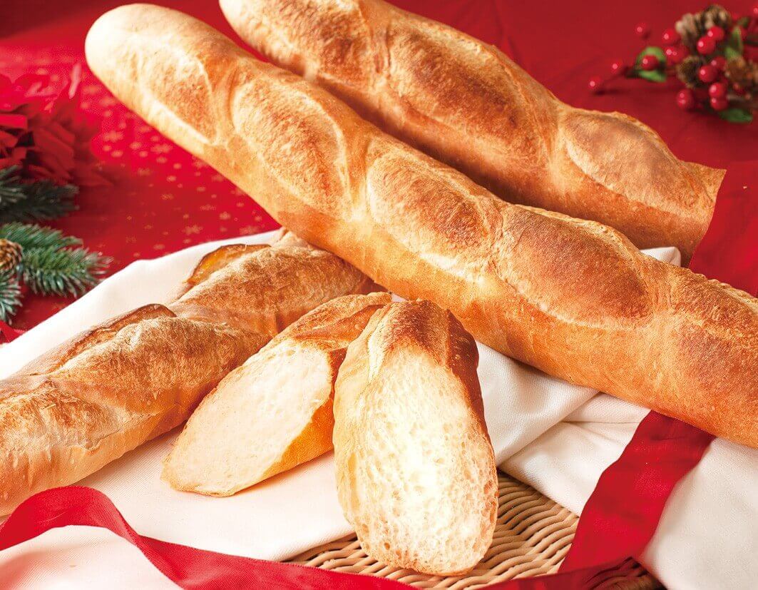 ペンギンベーカリーの『北海道産小麦の窯焼きバゲット』