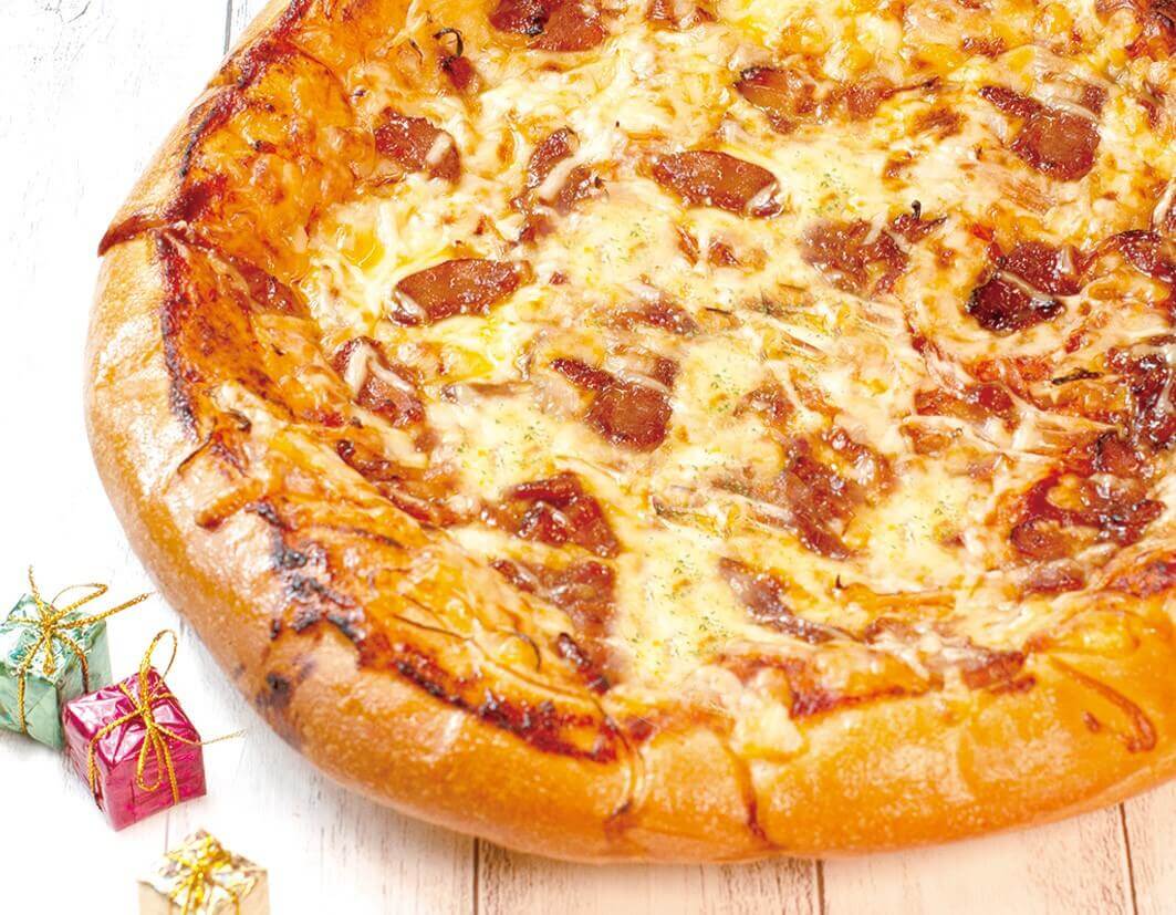 ペンギンベーカリーの『ゆめちから・でっかいど～！ピザ(照り焼きチキンピザ)』