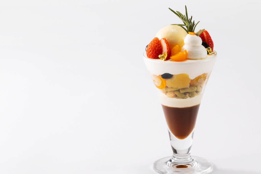 札幌グランドホテルの『年末年始パフェセット』