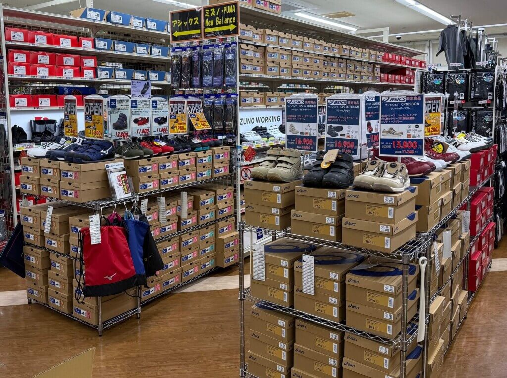 ホダカ 札幌川沿店-安全靴コーナー