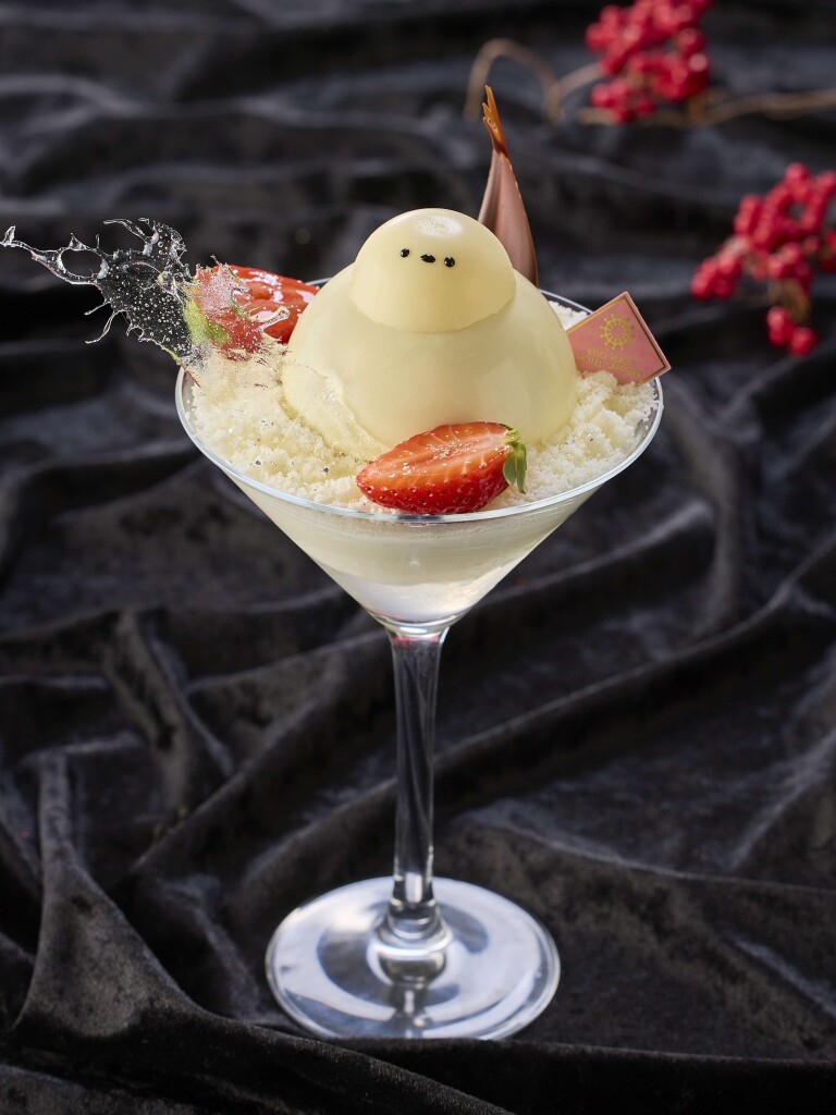 京王プラザホテル札幌のシメパフェ『fee des neiges シマエナガ ～マスカルポーネクリームとベリー～』