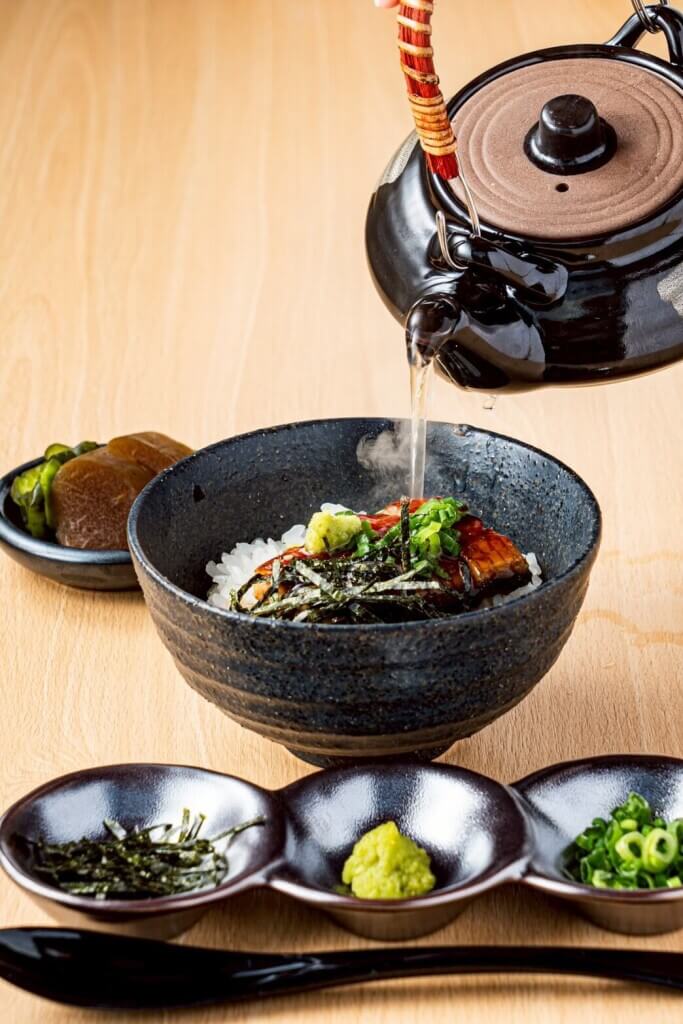 うなぎのさわべの『暖かな出汁で食べる鰻』