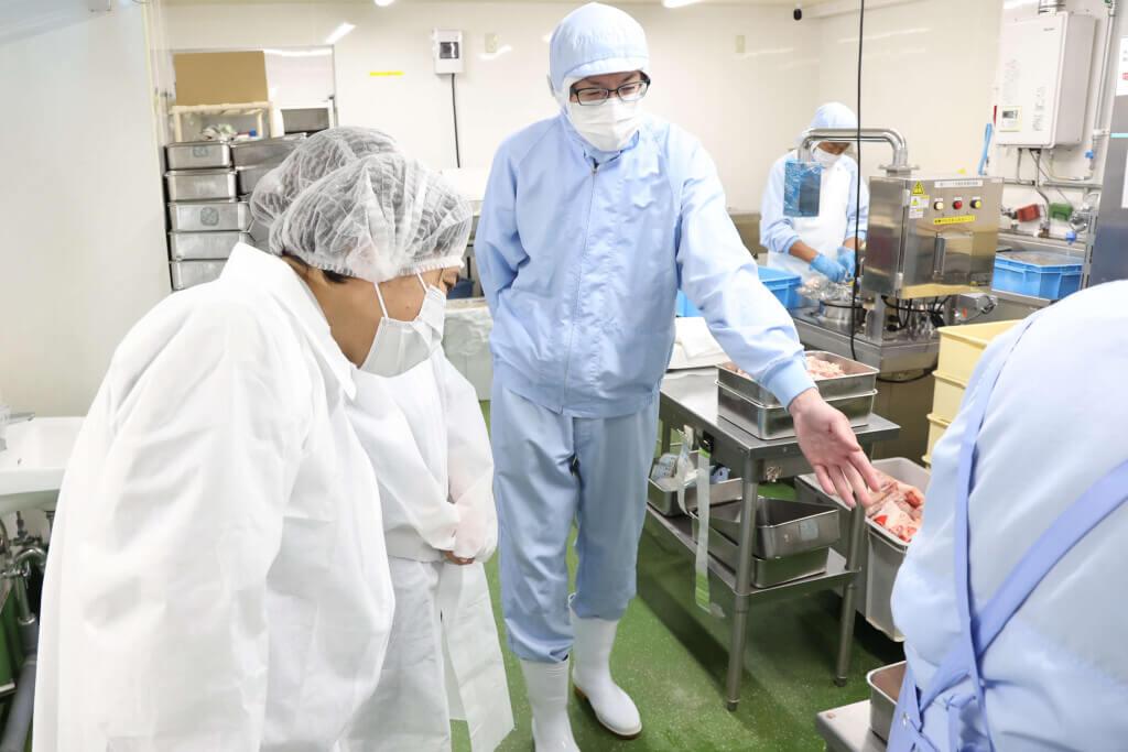 島村楽器×串鳥の『ギターストラップ』『ギターピック』-工場見学の様子