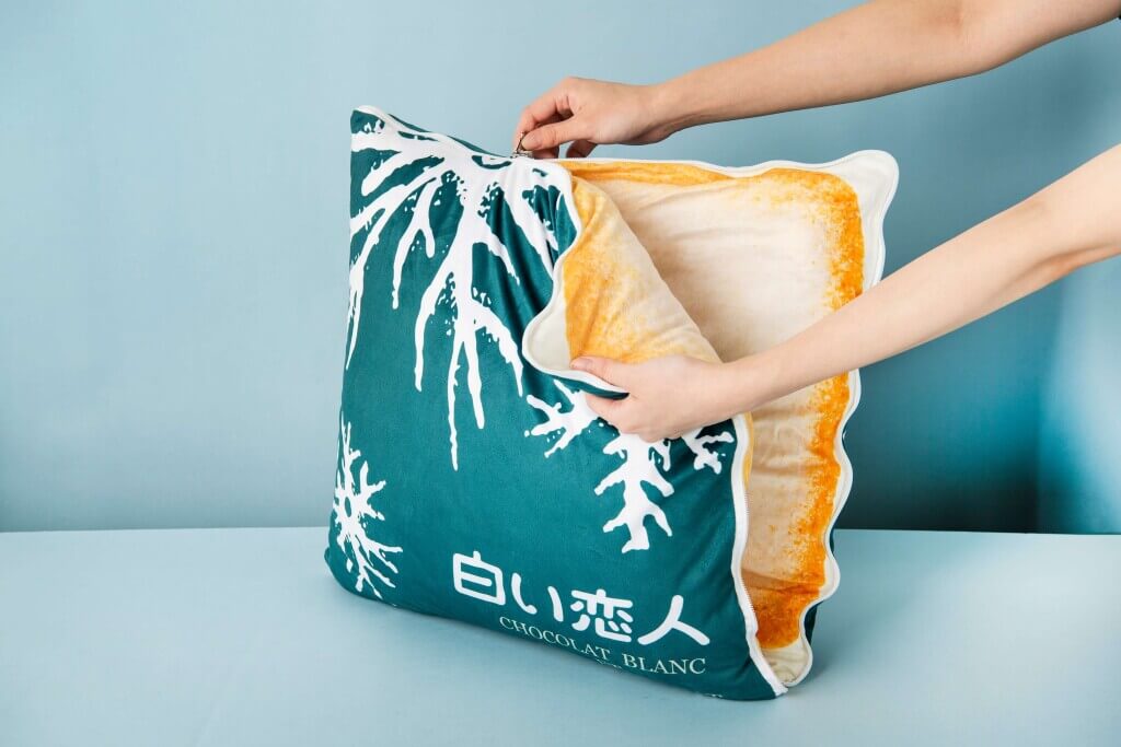 石屋商事株式会社の『リバーシブルクッション』