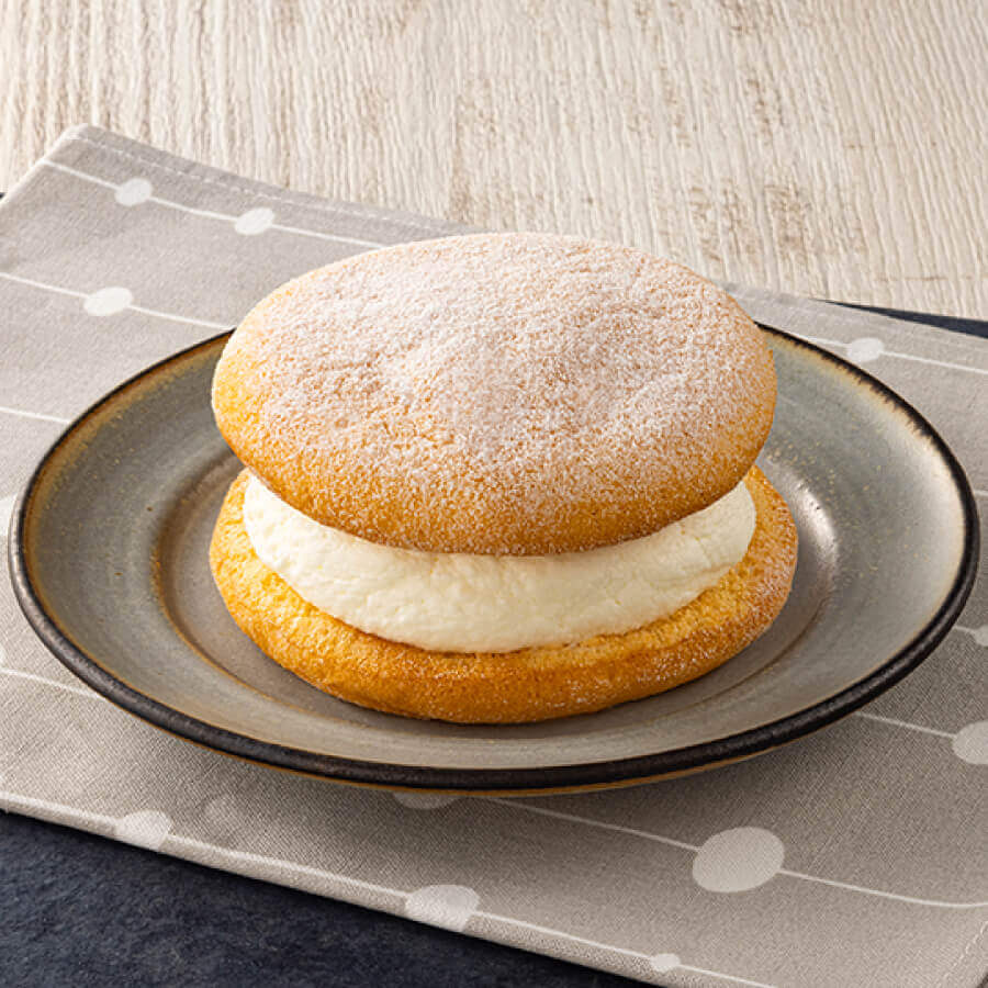 セブン‐イレブンの『うまいもの決定戦(北海道)』-北海道産牛乳使用 ミルクスフレサンド