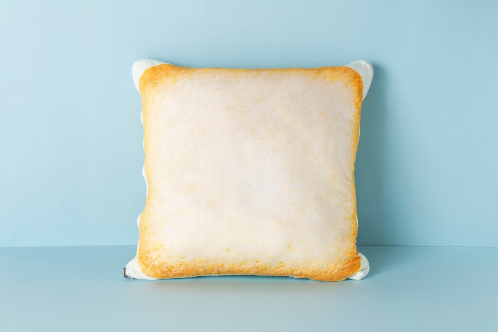 石屋商事株式会社の『リバーシブルクッション』