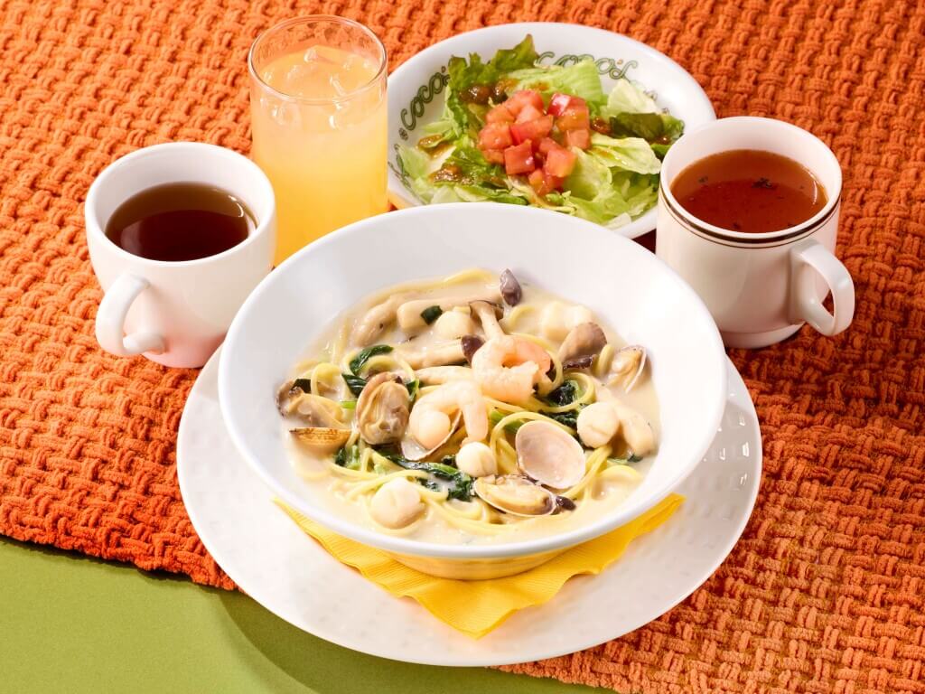 ココスの『海老とあさりのクリームスープパスタランチ』