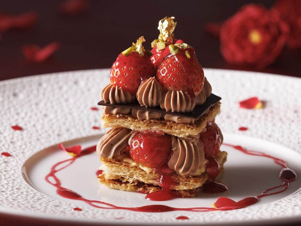 JRタワーホテル日航札幌のレストランフェア『Red Harmony』-ストロベリーミルフィーユ