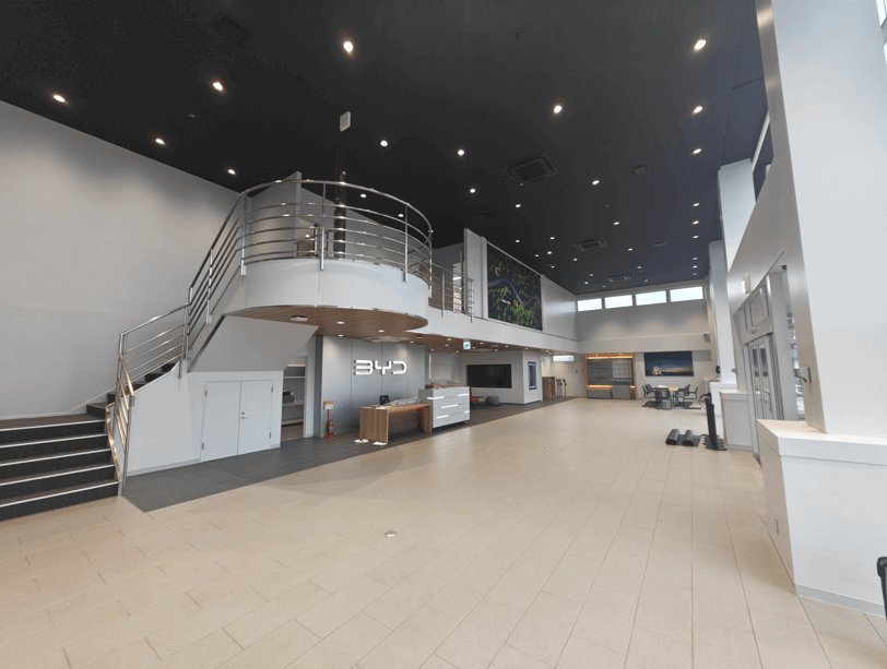 BYD AUTO 札幌の内観
