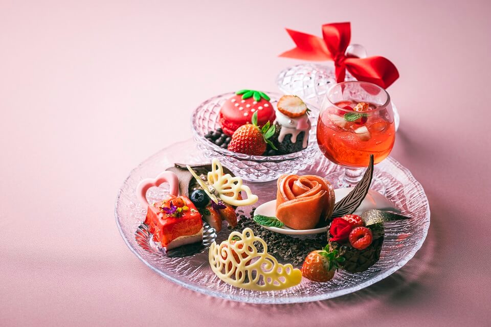 SAPPORO STREAM HOTELの『STREAM Afternoon Tea ～Strawberry Romance（ストロベリー・ロマンス）～』-華やかなスイーツスタンド