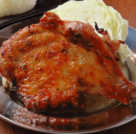 大衆とり酒場「とりいちず」-中毒性ハンパない⁉　秘伝の骨付鳥