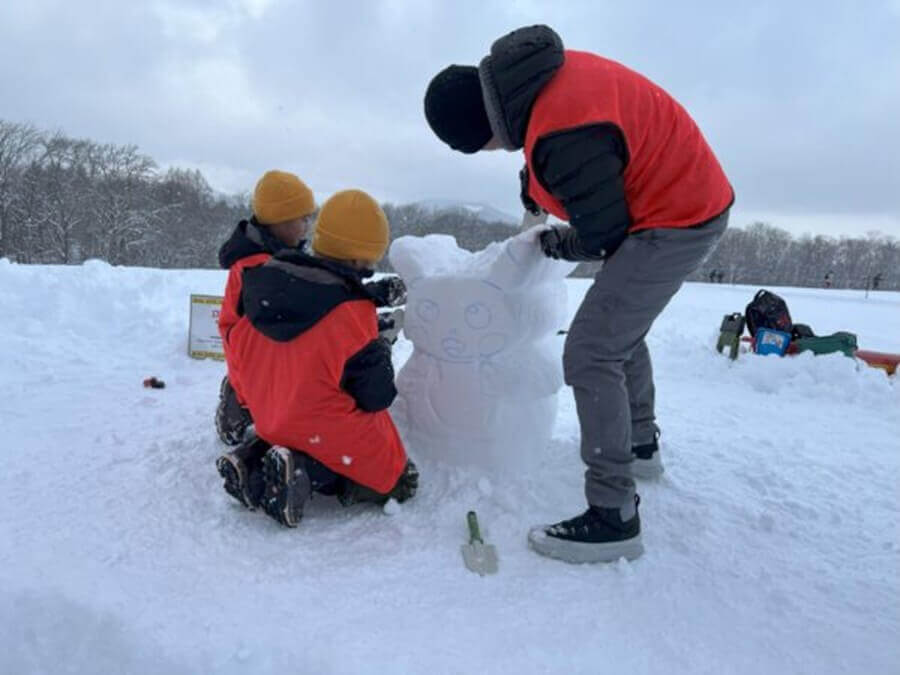さっぽろ羊ヶ丘展望台の『雪像制作体験』
