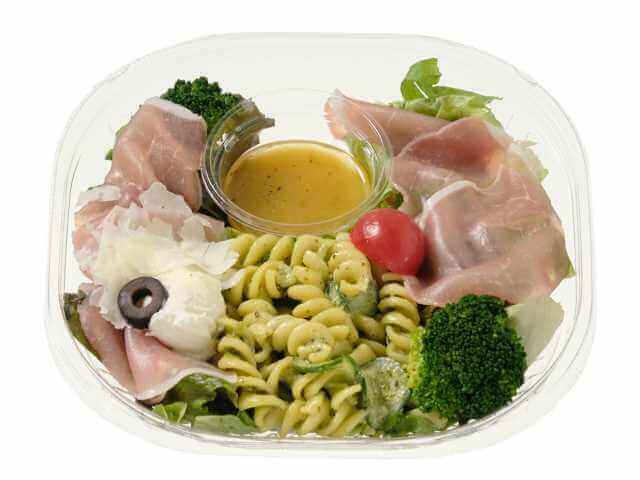 セブン‐イレブンの『生ハムとチーズのバジルサラダ』