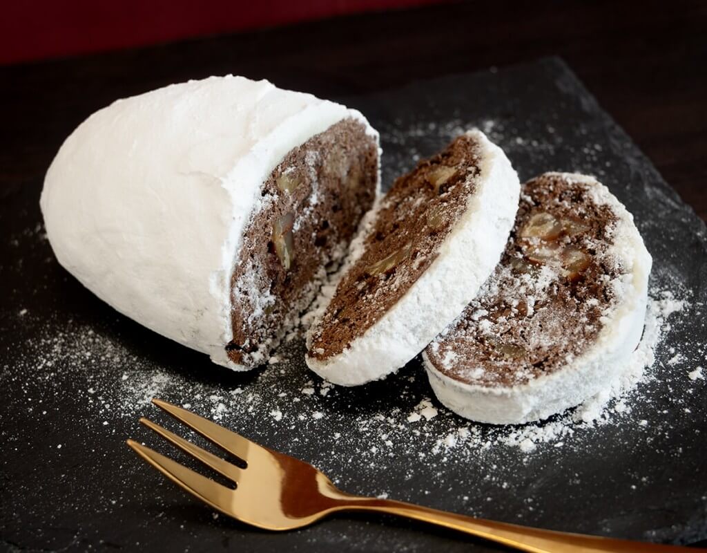 プティ・シェーヴル北海道の『ショコラシェーヴル・シュトーレン』