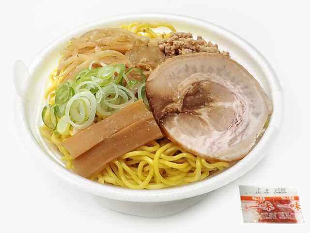 セブン‐イレブンの『札幌すみれ監修 濃厚みそラーメン』