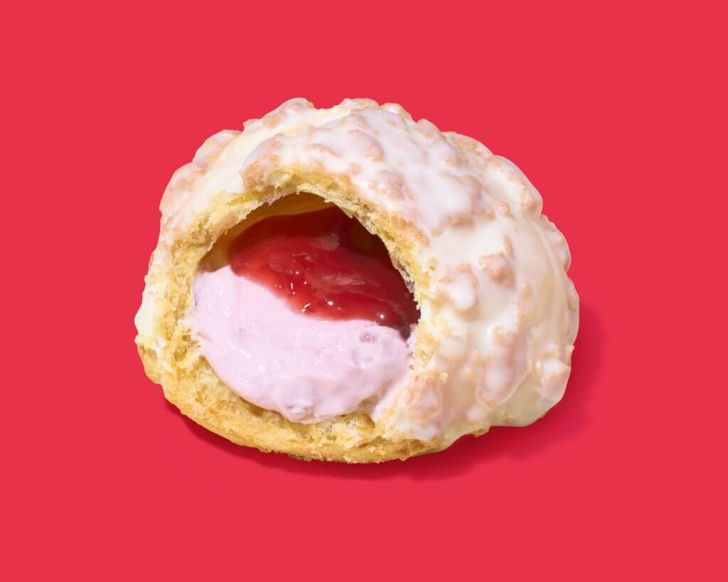 ファミリーマートの『ザクザク食感　いちごのクッキーシュー』