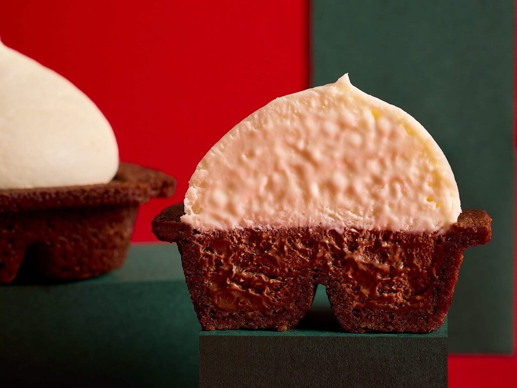 CHEESE WONDER(チーズワンダー)の『CHEESE WONDER GIANT BLACK(チーズワンダー ジャイアント ブラック)』-甘さを引き立てる生チーズムース