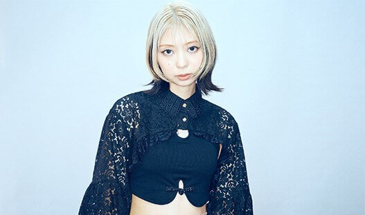 シンガー・ソングライター 竹内アンナ