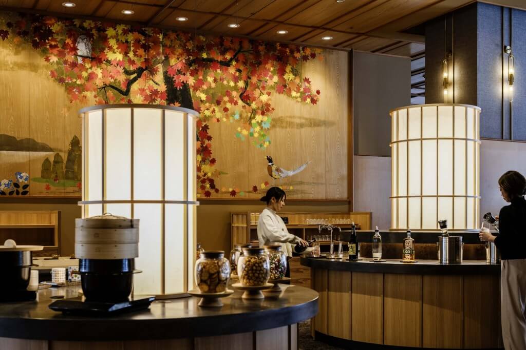 定山渓 花もみじの『フリーフロー・ラウンジ』