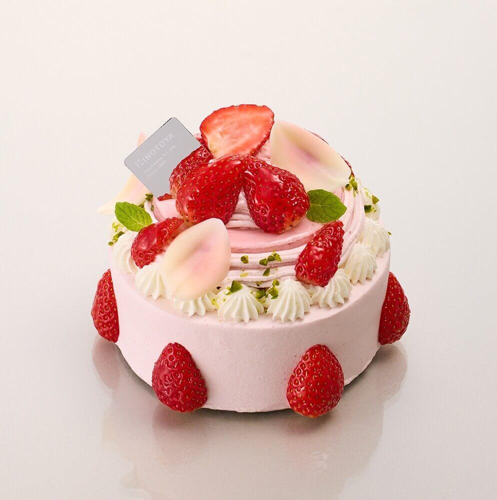 きのとやの『春苺のデコレーション』-スモールサイズ（直径約11.5cm）