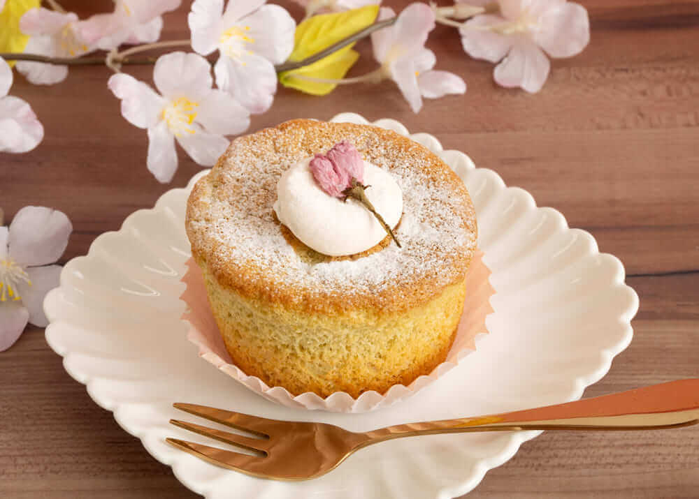 プティ・シェーヴル北海道の『桜の生シフォンケーキ』