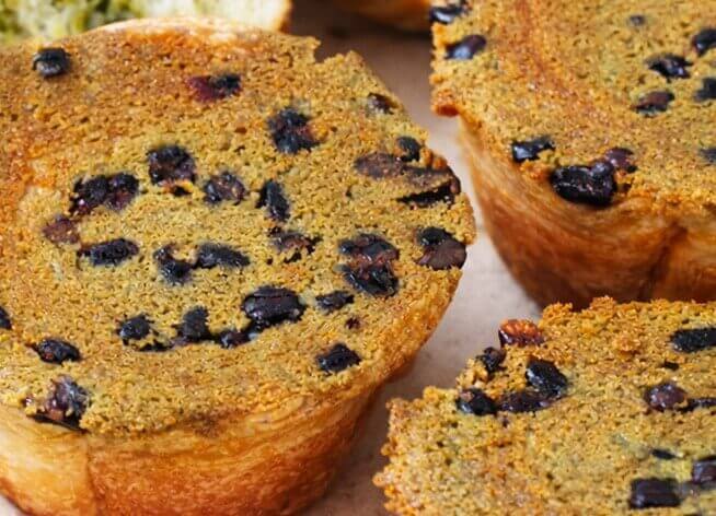 ペンギンベーカリーの『抹茶ダマンドロール』