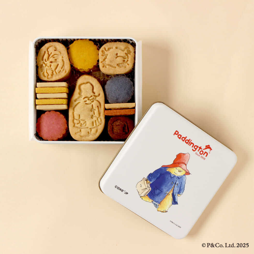 名作絵本のクッキー缶セレクション by Cake.jpの『『パディントン™』クッキー缶』