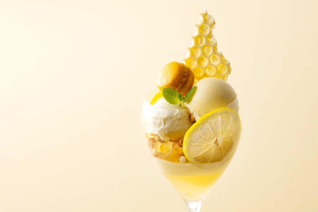 札幌グランドホテルの『レモン&はちみつスイーツフェア』-レモンとはちみつのパフェ