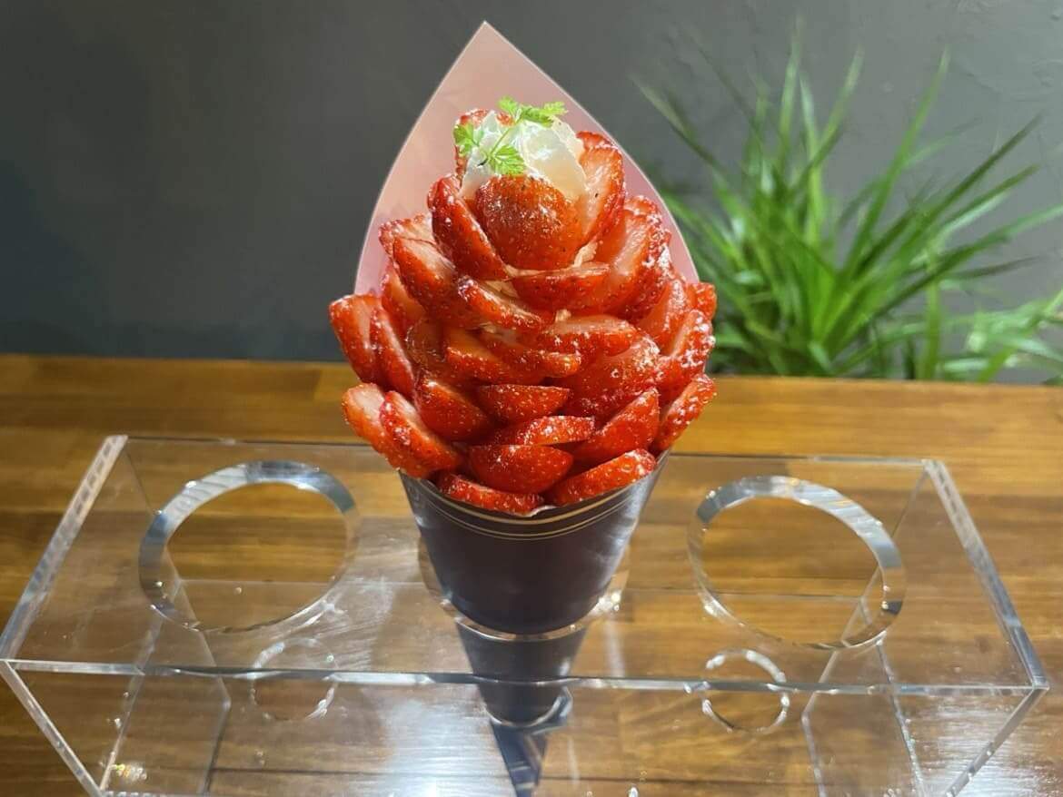 39Café「プレミアムいちごクレープ」
