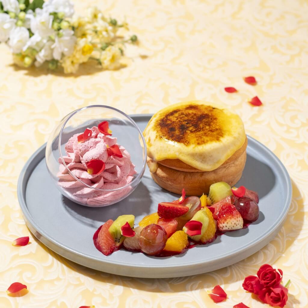 白い恋人パークの『カラフルフルーツのブリュレパンケーキ』