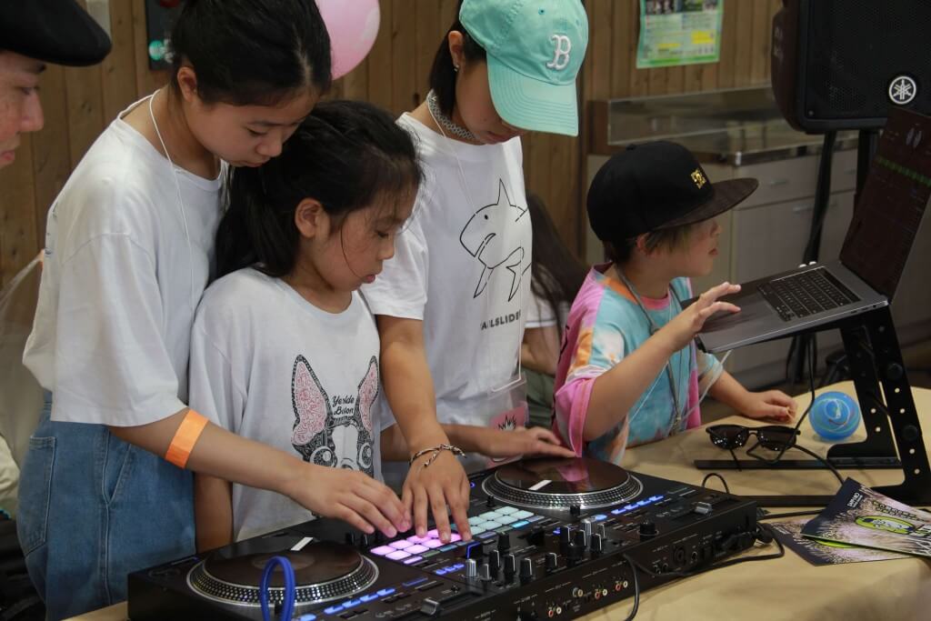 たきの花火-本格的なDJプレイ体験