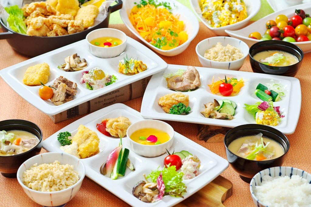 京王プラザホテル札幌の『学んで＆食べる！食育ランチブッフェ2026』-ランチブッフェ盛り付けイメージ