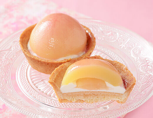 ローソンの『ごろっと1/2個分!桃のタルト』