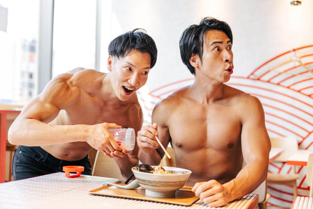 マッスルプラスの『ココノ ススキのマッチョ』-札幌ラーメンにこっそりプロテインを入れるマッチョ