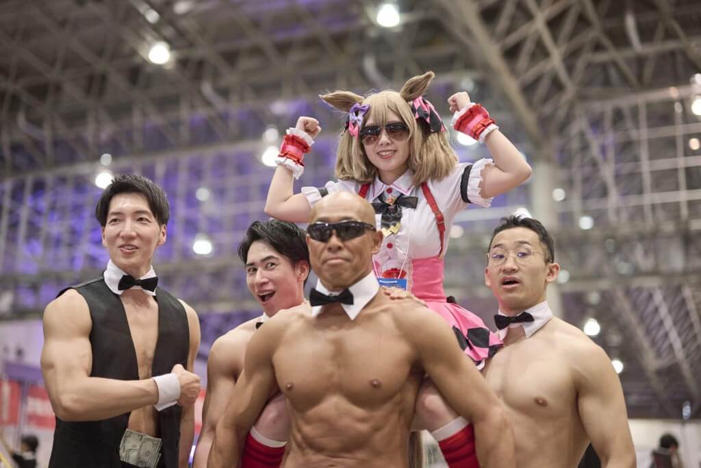 COCONO SUSUKINO(ココノススキノ)の『ウェルネス・マッスルフェスティバル』-マッスル抱っこ＆撮影会(騎馬戦スタイル)