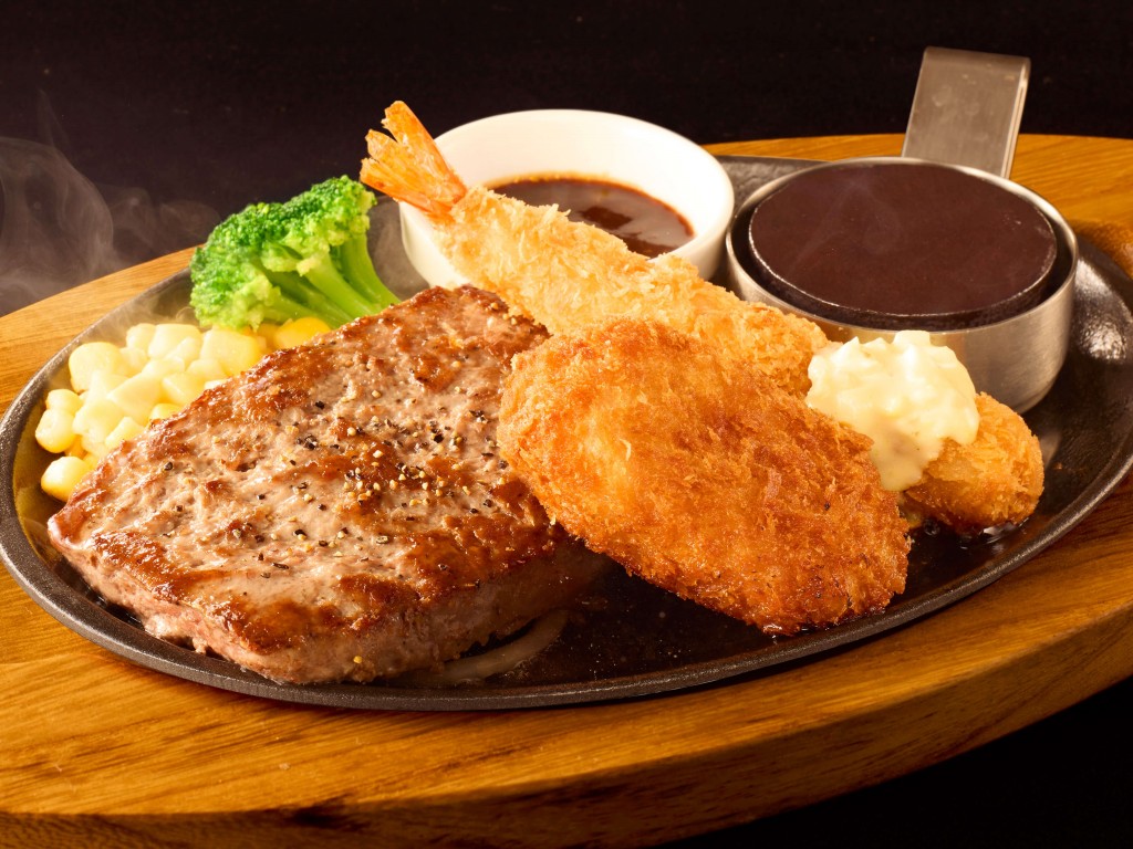 ココスの『ビーフハンバーグステーキ~フライコンボ~』