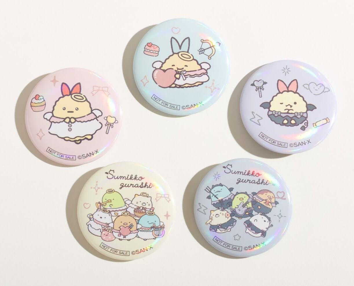 すみっコぐらしあそびスタジオの『てんしとあくまなしっぽず』-ホログラム加工の缶バッジ
