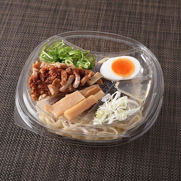 ファミリーマートの『Lab Q監修 至高の一杯 冷製煮干し醤油ラーメン』