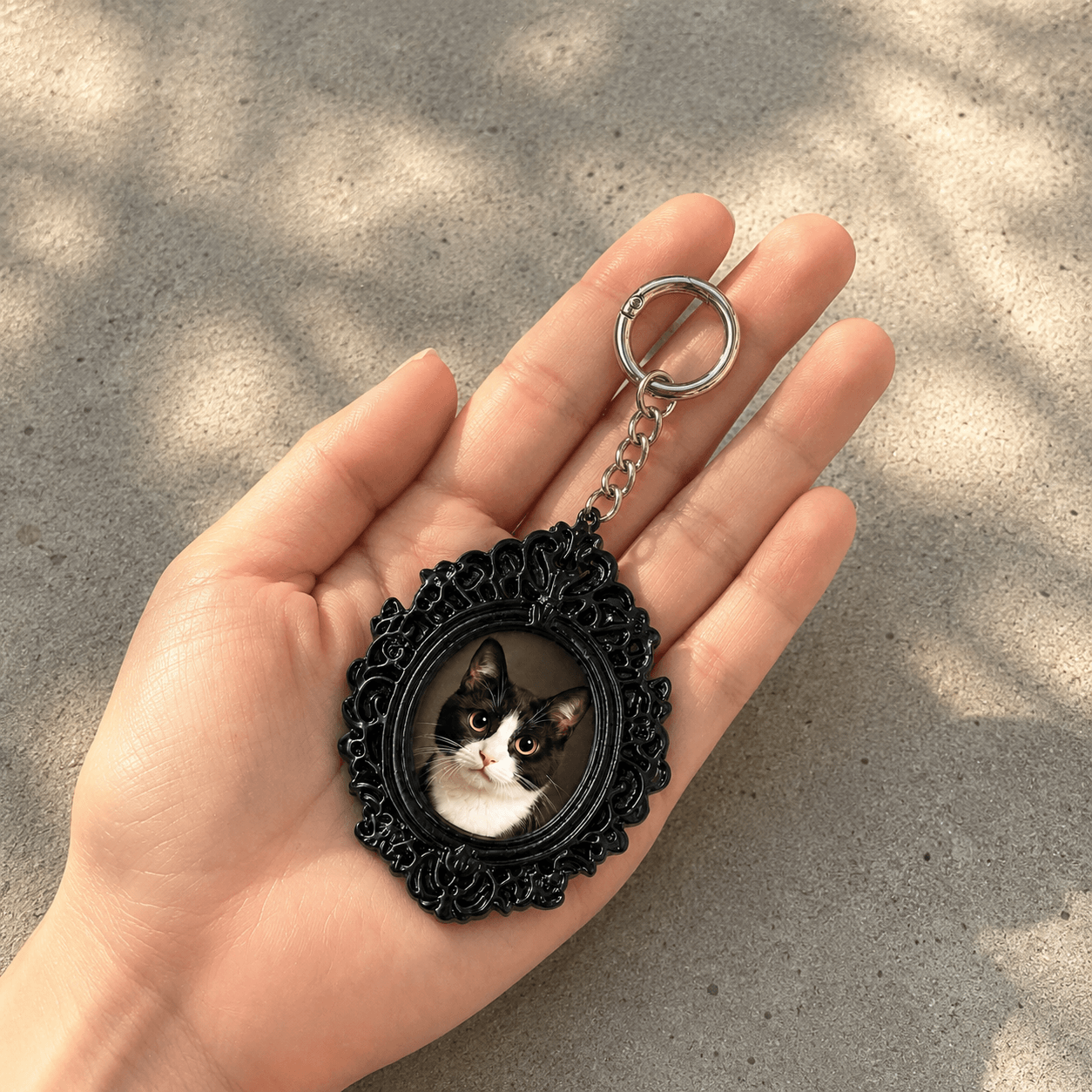 Flying Tiger Copenhagen(フライングタイガー)の『ゴシックコア』シリーズ-キーホルダー