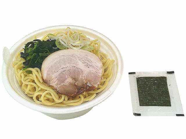 セブン‐イレブンの『コク旨背脂の豚骨醤油ラーメン』