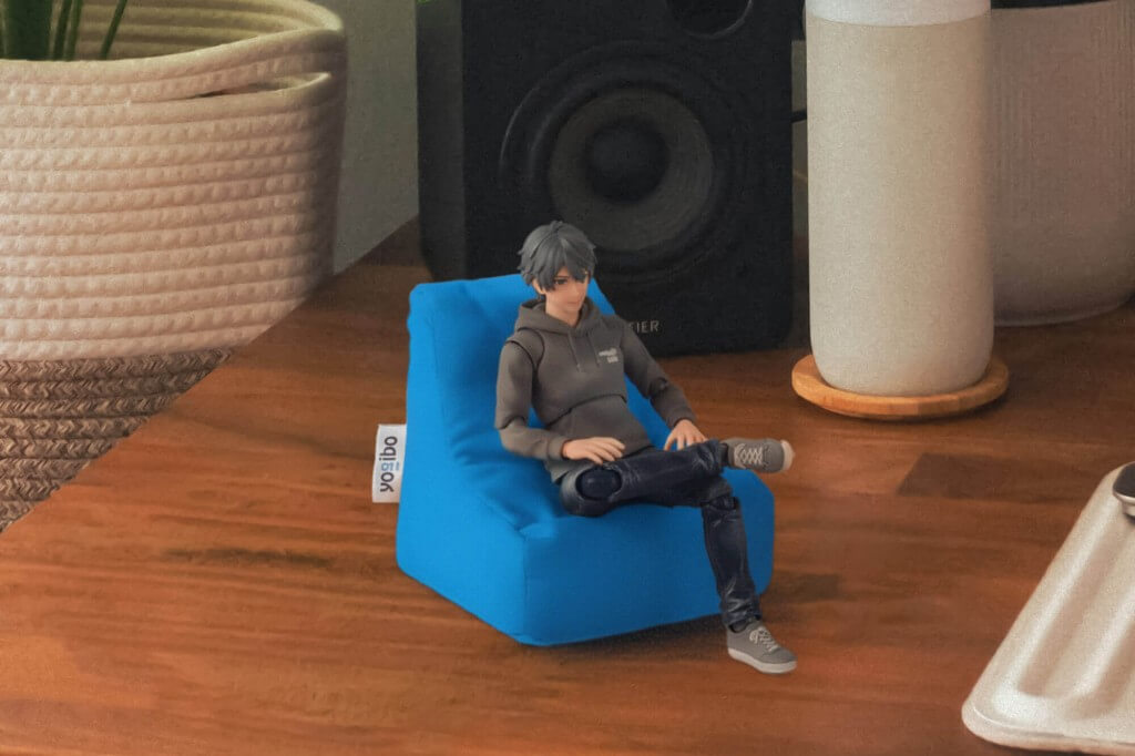 Yogibo(ヨギボー)の『Miniature Yogibo Chair(ミニチュア ヨギボー チェア)』-推しのフィギュアやぬいぐるみを座らせて、特等席のディスプレイに