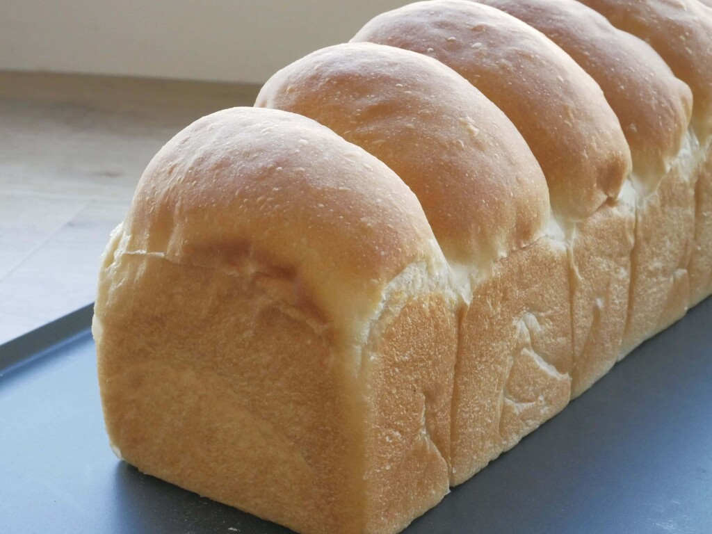 RootS & BAKERY(ルーツ ベーカリー)