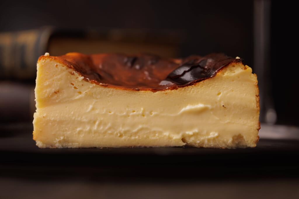 CACIORI(カシオリ)の『熟成バスクチーズケーキ』
